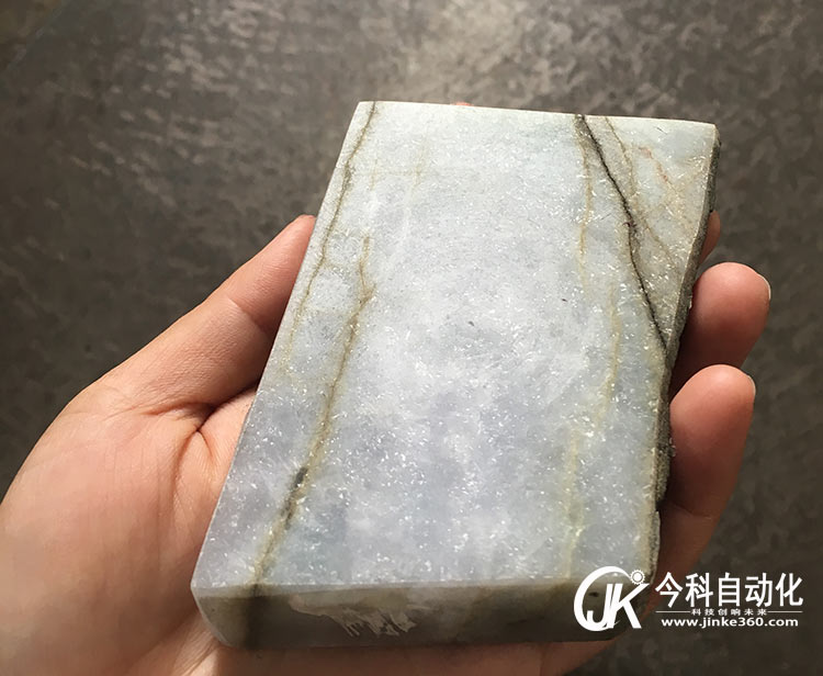 小型臺(tái)式金剛石線切割機(jī)切割樣品