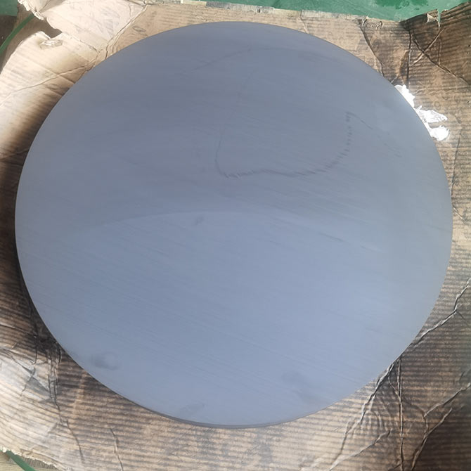 加工實(shí)例：直徑560mm石墨圓柱橫切效果