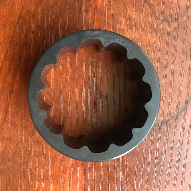 泰州今科C型金剛石線切形機(jī)加工實(shí)例：切割剛玉內(nèi)齒輪