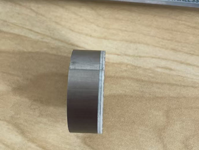 金屬陶瓷涂層復(fù)合材料切割效果 金屬陶瓷涂層復(fù)合材料切割效果