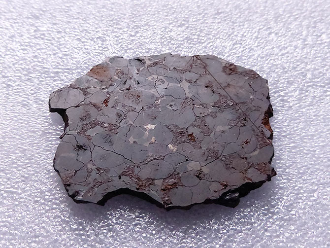 鐵精石切樣，鐵精石切樣圖，鐵精石切割設(shè)備