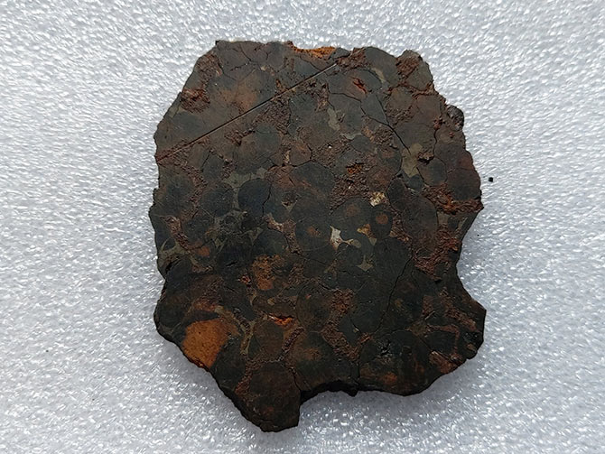 鐵精石切樣，鐵精石切樣圖，鐵精石切割設(shè)備