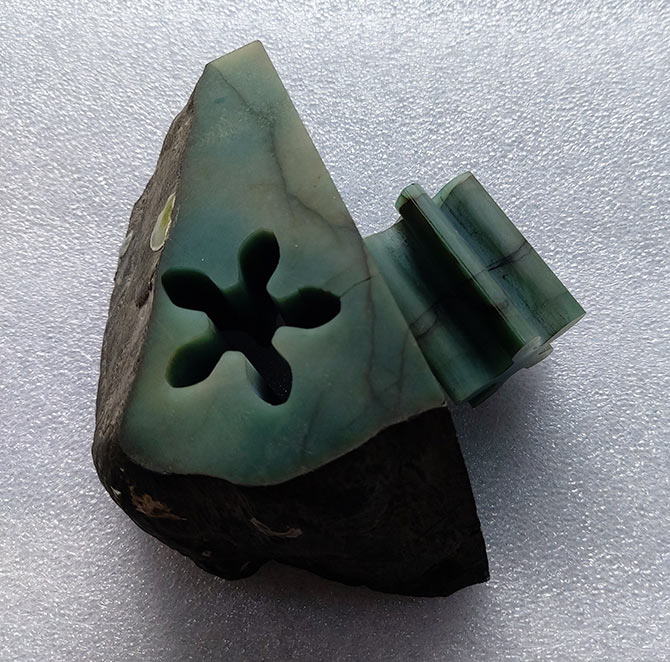 翡翠切樣，翡翠切割設備，翡翠線切割機，今科技術(shù)