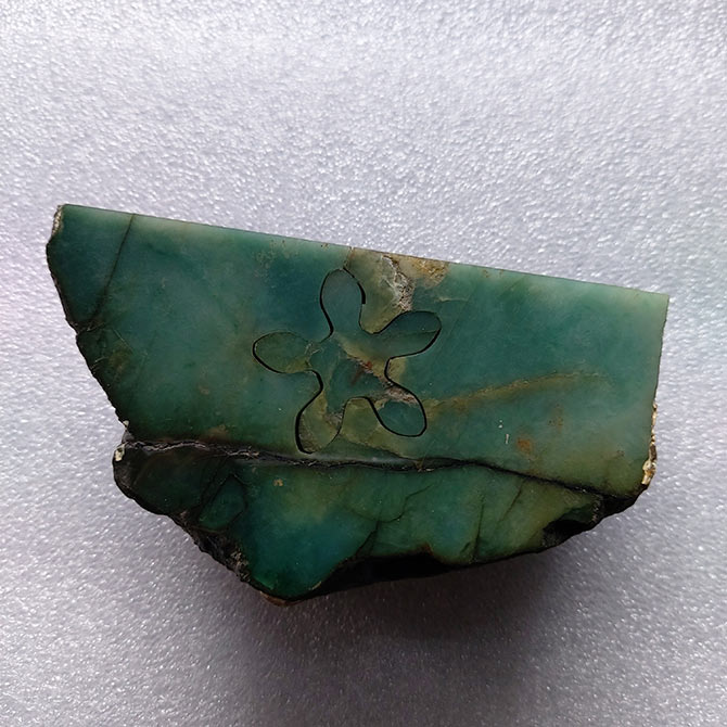 翡翠切樣，翡翠切割設備，翡翠線切割機，今科技術(shù)