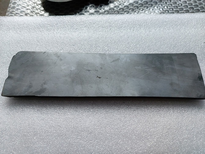 太陽能硅片切樣，太陽能硅片切割設(shè)備，太陽能硅片切割機(jī)，今科技術(shù)