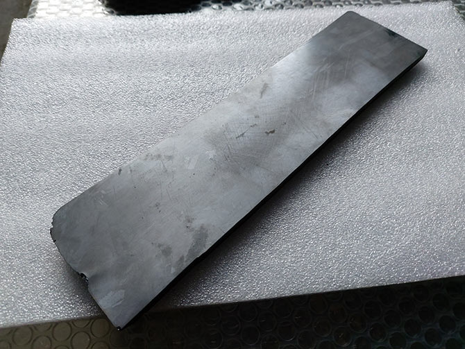 太陽能硅片切樣，太陽能硅片切割設(shè)備，太陽能硅片切割機(jī)，今科技術(shù)